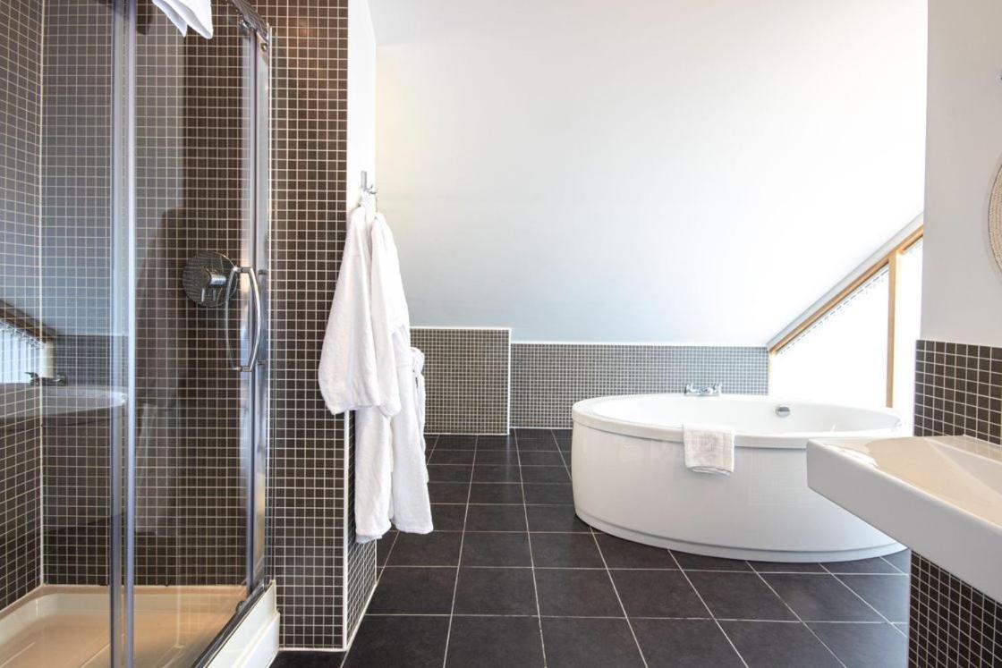 Waters Edge 04, Waterside Lodge P South Cerney Bagian luar foto