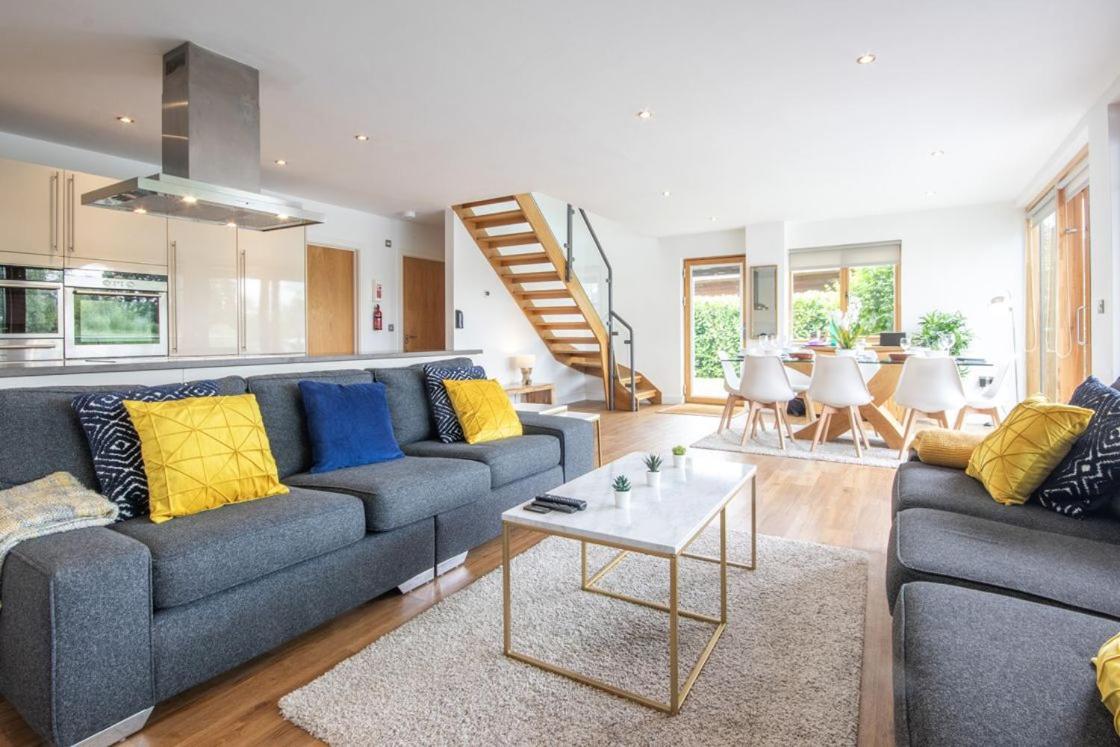 Waters Edge 04, Waterside Lodge P South Cerney Bagian luar foto