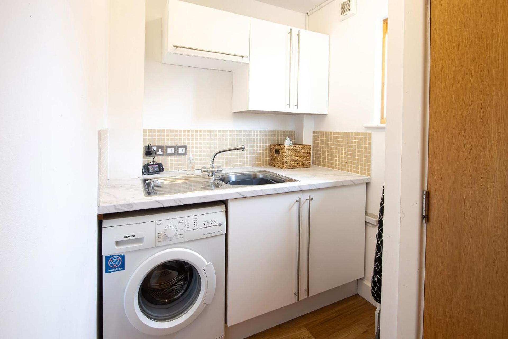 Waters Edge 04, Waterside Lodge P South Cerney Bagian luar foto